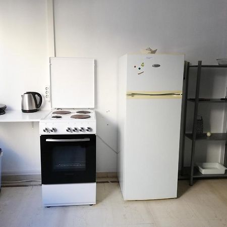 5Th Floor Apartment With Balcony Атина Екстериор снимка