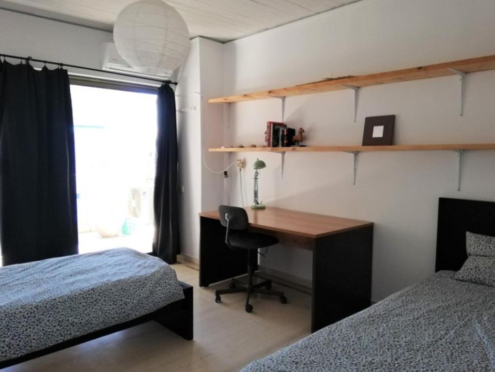 5Th Floor Apartment With Balcony Атина Екстериор снимка