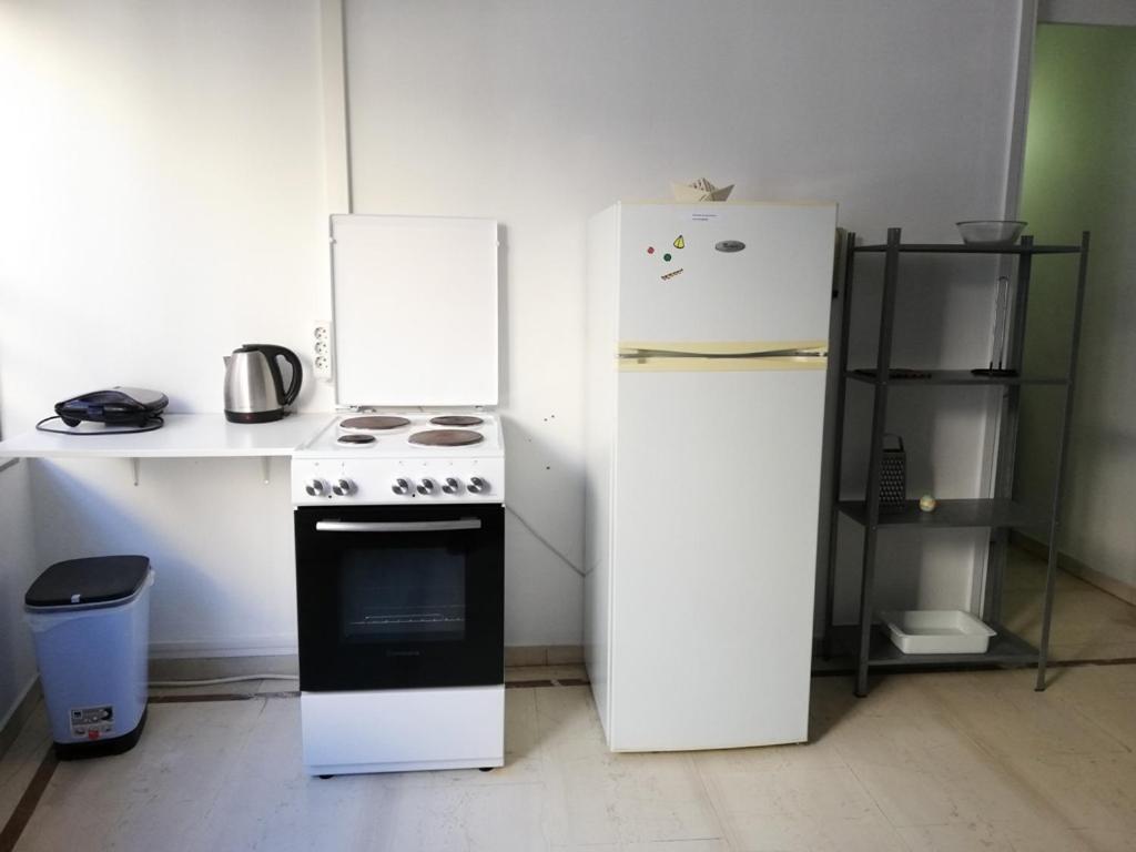 5Th Floor Apartment With Balcony Атина Екстериор снимка