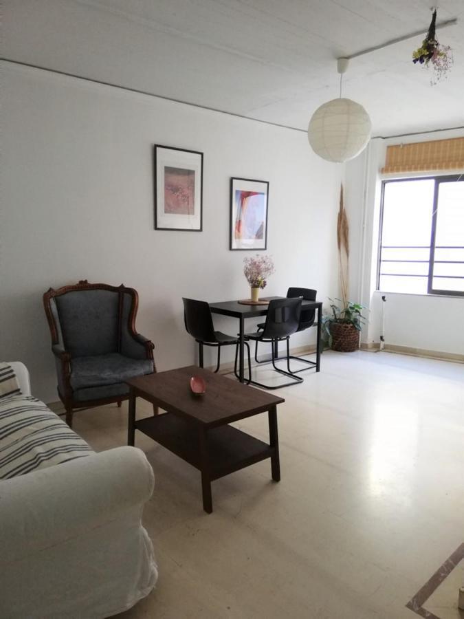 5Th Floor Apartment With Balcony Атина Екстериор снимка