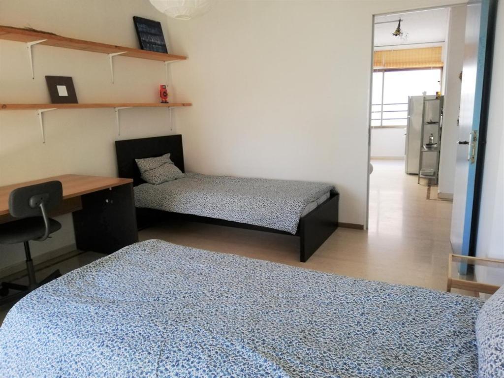 5Th Floor Apartment With Balcony Атина Екстериор снимка